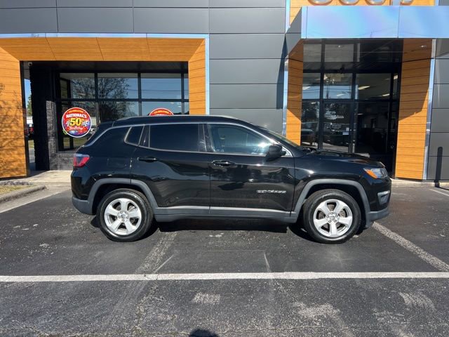Used 2018 Jeep Compass Latitude w/ Popular Equipment Group image 2