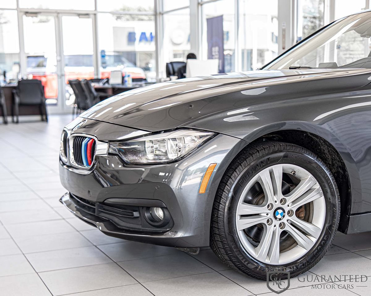 Used 2016 BMW 328i xDrive Sedan AWD/4WD image 5