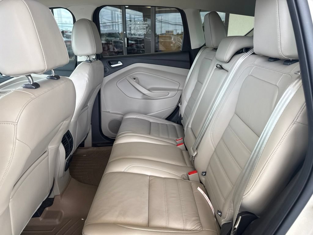 Used 2017 Ford Escape Titanium AWD/4WD image 14