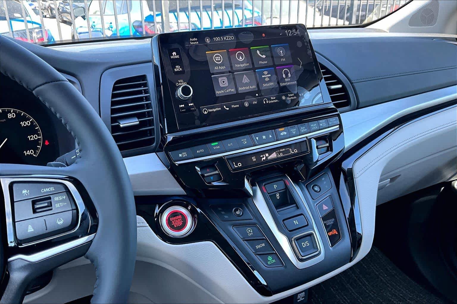 New 2026 Honda Odyssey Touring image 6