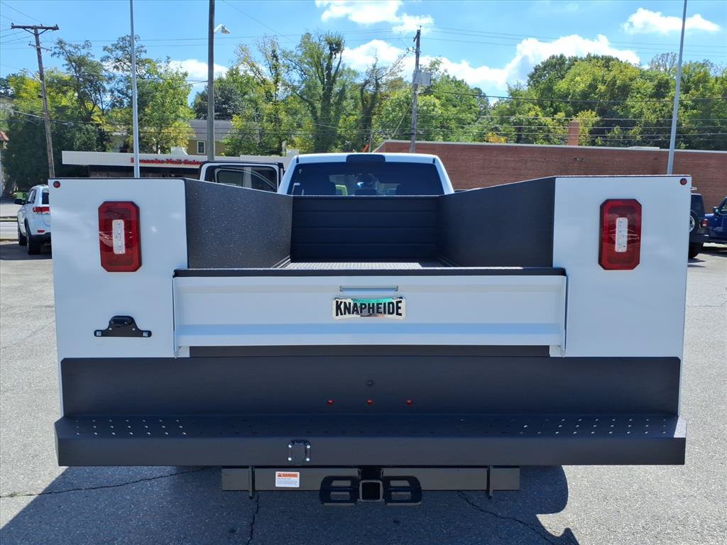 New 2026 RAM 5500 Tradesman AWD/4WD image 14