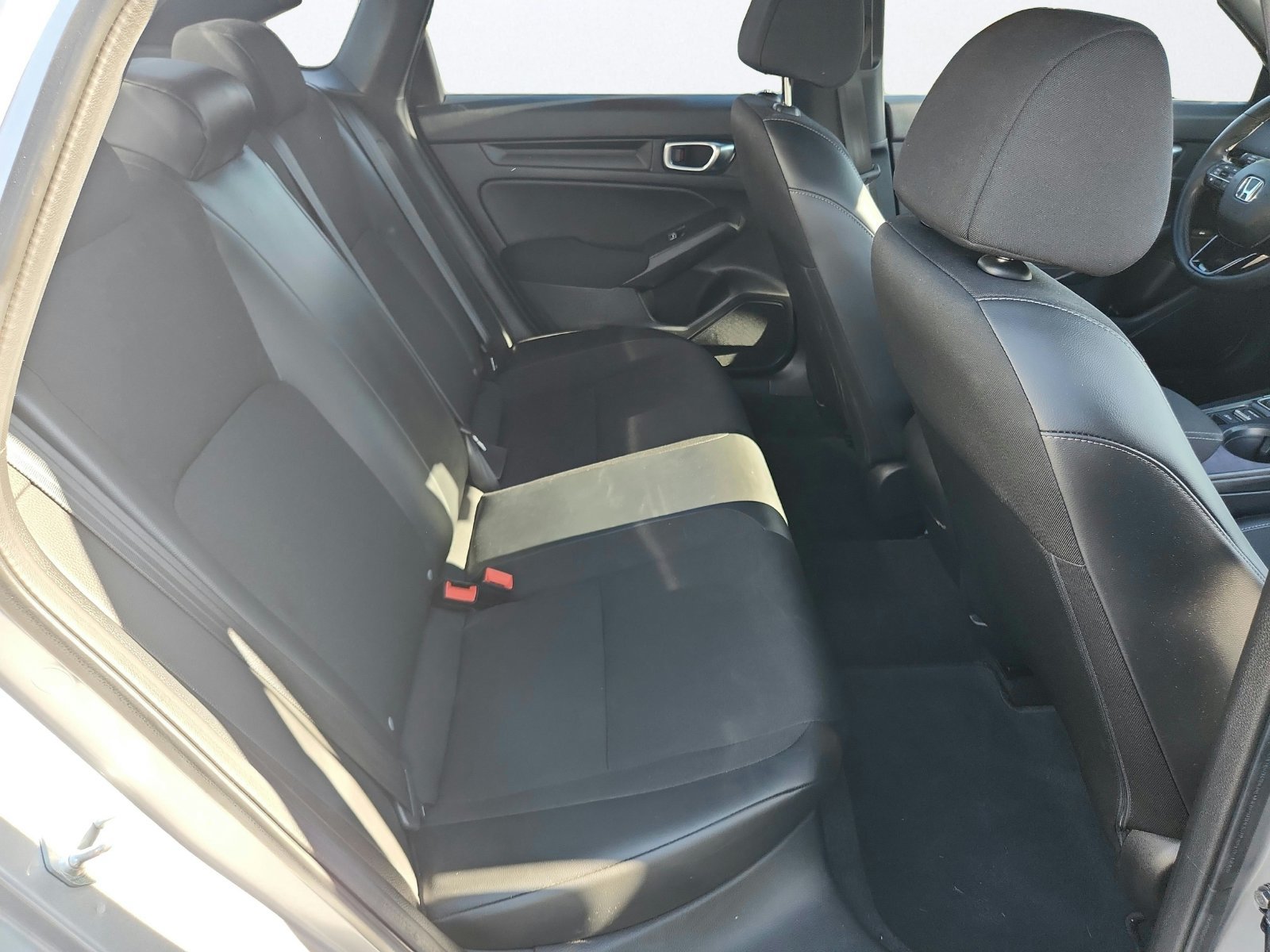 Used 2023 Honda Civic Sport image 26