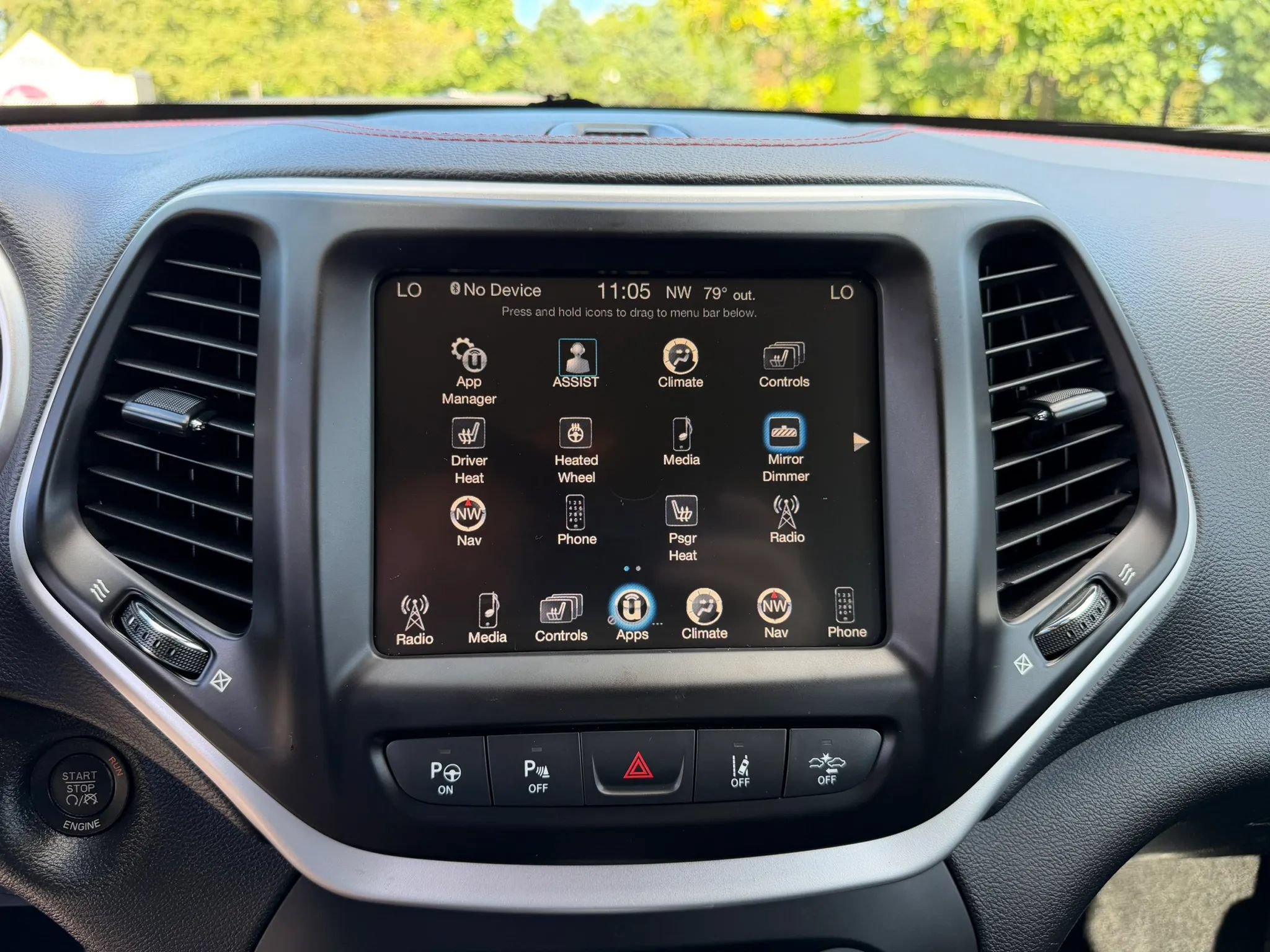 Used 2014 Jeep Cherokee Trailhawk w/ Technology Group AWD/4WD image 26