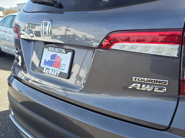 Used 2019 Honda Pilot Touring image 16