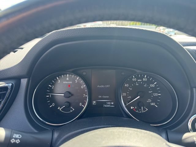 Certified 2017 Nissan Rogue Sport SL w/ SL Premium Package AWD/4WD image 13