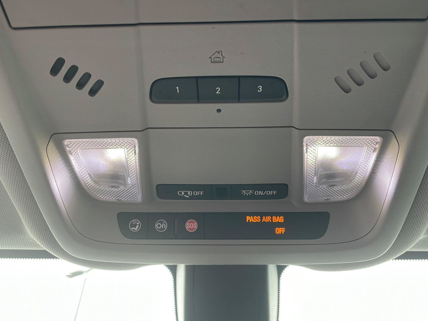 Used 2019 Chevrolet Equinox LT FWD image 24