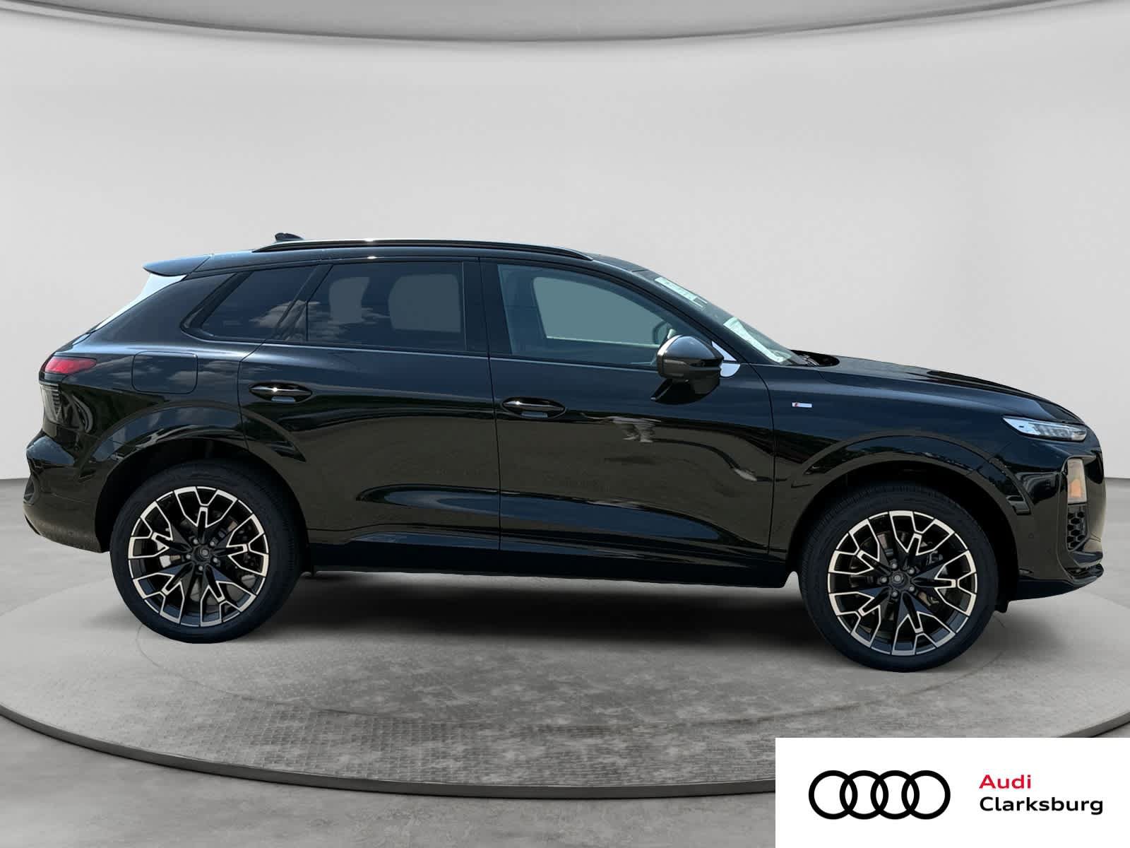 New 2026 Audi Q3 quattro 2.0T AWD/4WD image 4