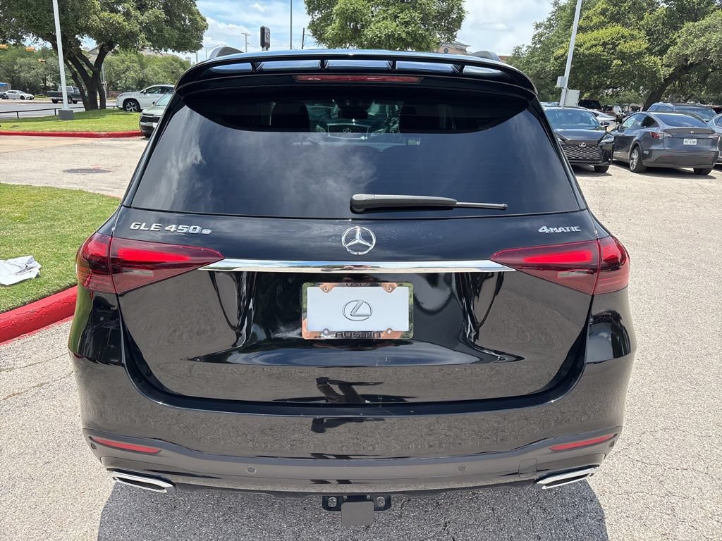 Used 2025 Mercedes-Benz GLE 450e 4MATIC image 4