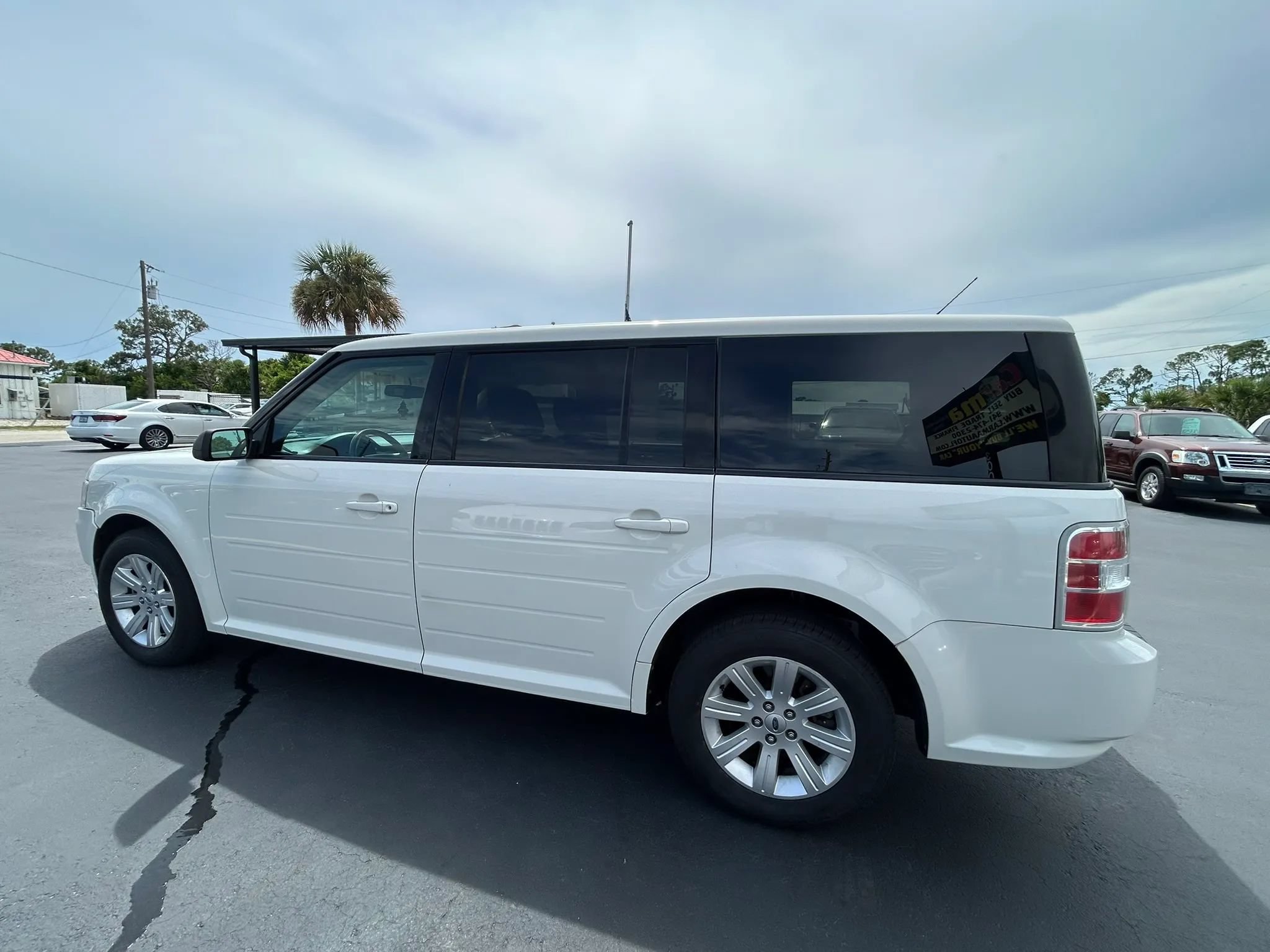 Used 2010 Ford Flex SE FWD image 30
