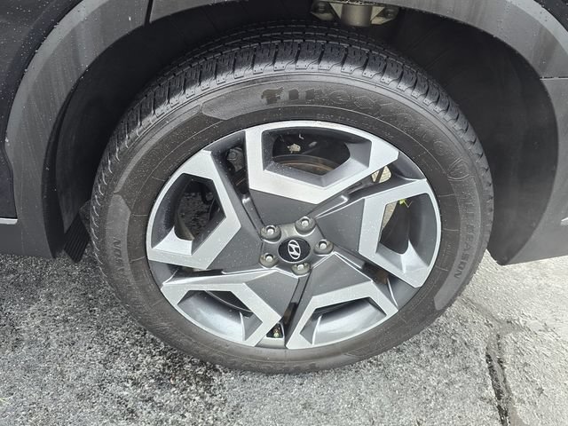 Used 2023 Hyundai Palisade SEL FWD image 13