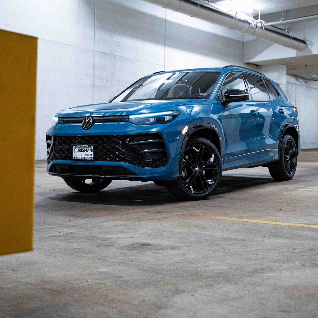 New 2026 Volkswagen Tiguan SE R-Line