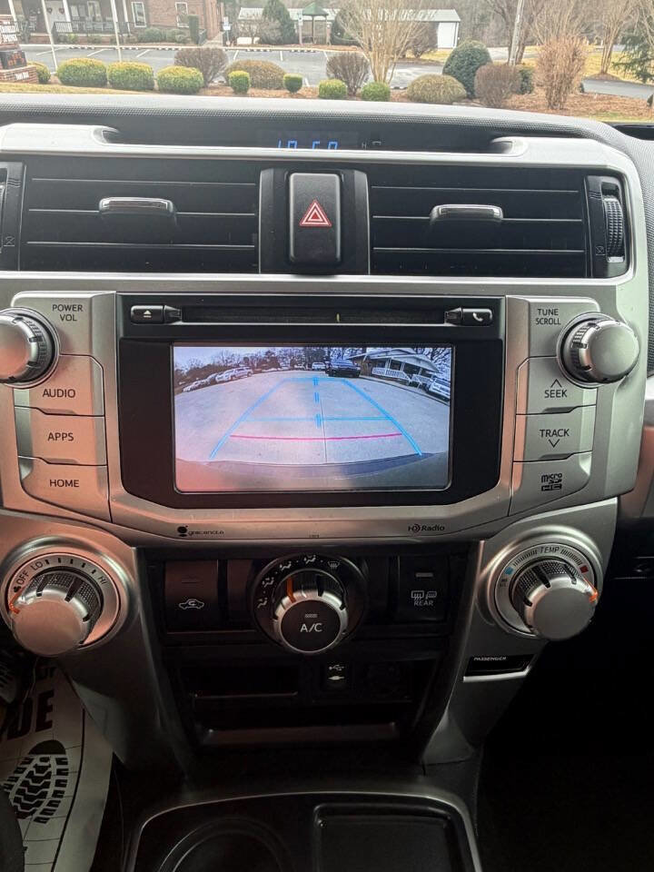 Used 2015 Toyota 4Runner SR5 image 19