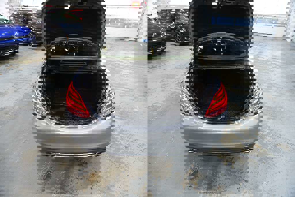 Used 2015 Mercedes-Benz C 300 4MATIC Sedan image 10