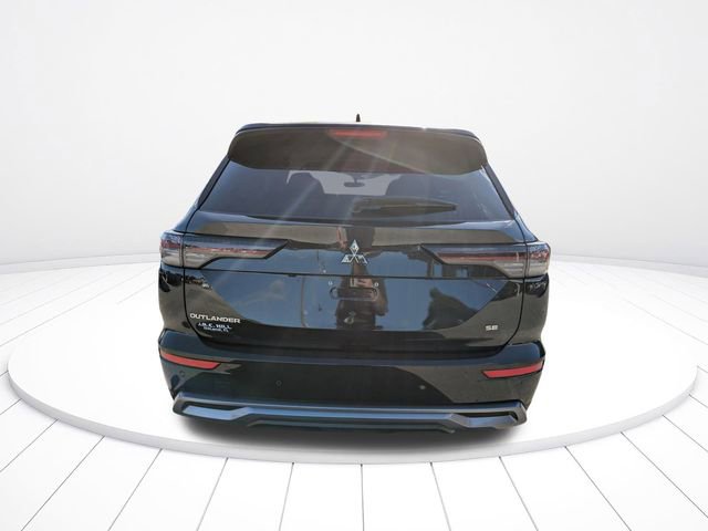 New 2026 Mitsubishi Outlander SE image 5