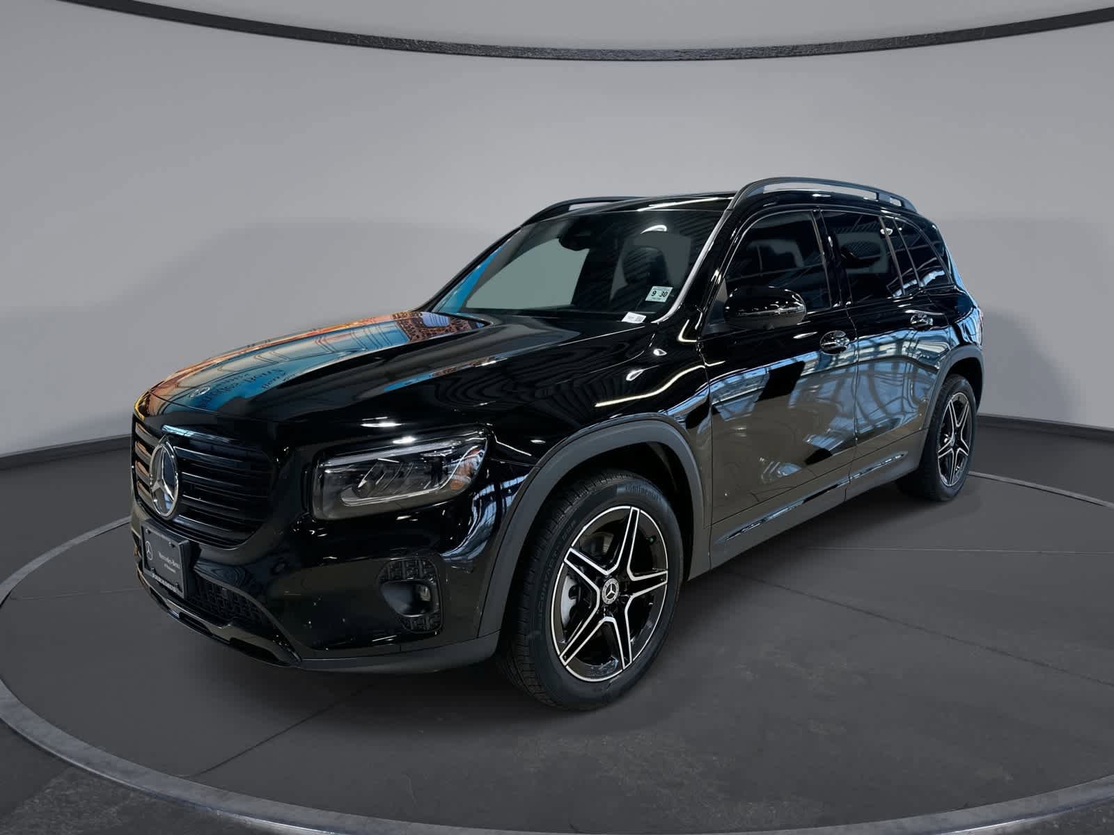 Certified 2025 Mercedes-Benz GLB 250 4MATIC image 1
