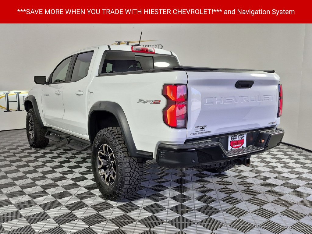 Certified 2025 Chevrolet Colorado ZR2 w/ Technology Package AWD/4WD image 8