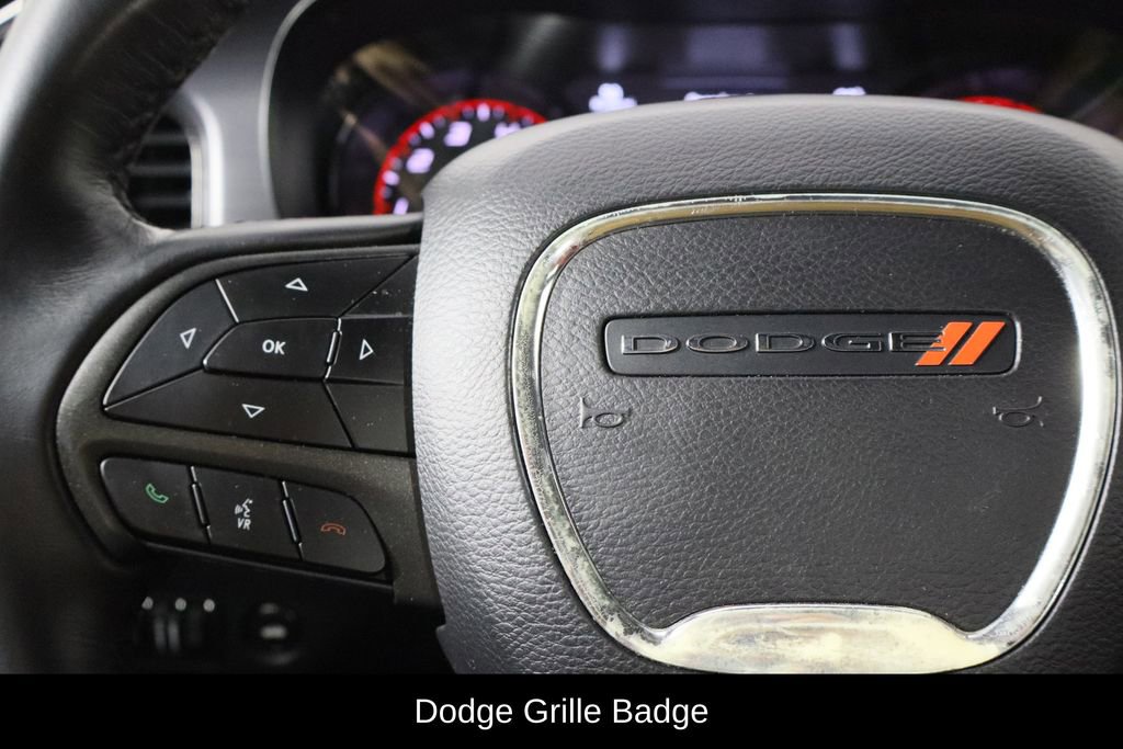 Used 2018 Dodge Charger SXT w/ Blacktop Package image 8
