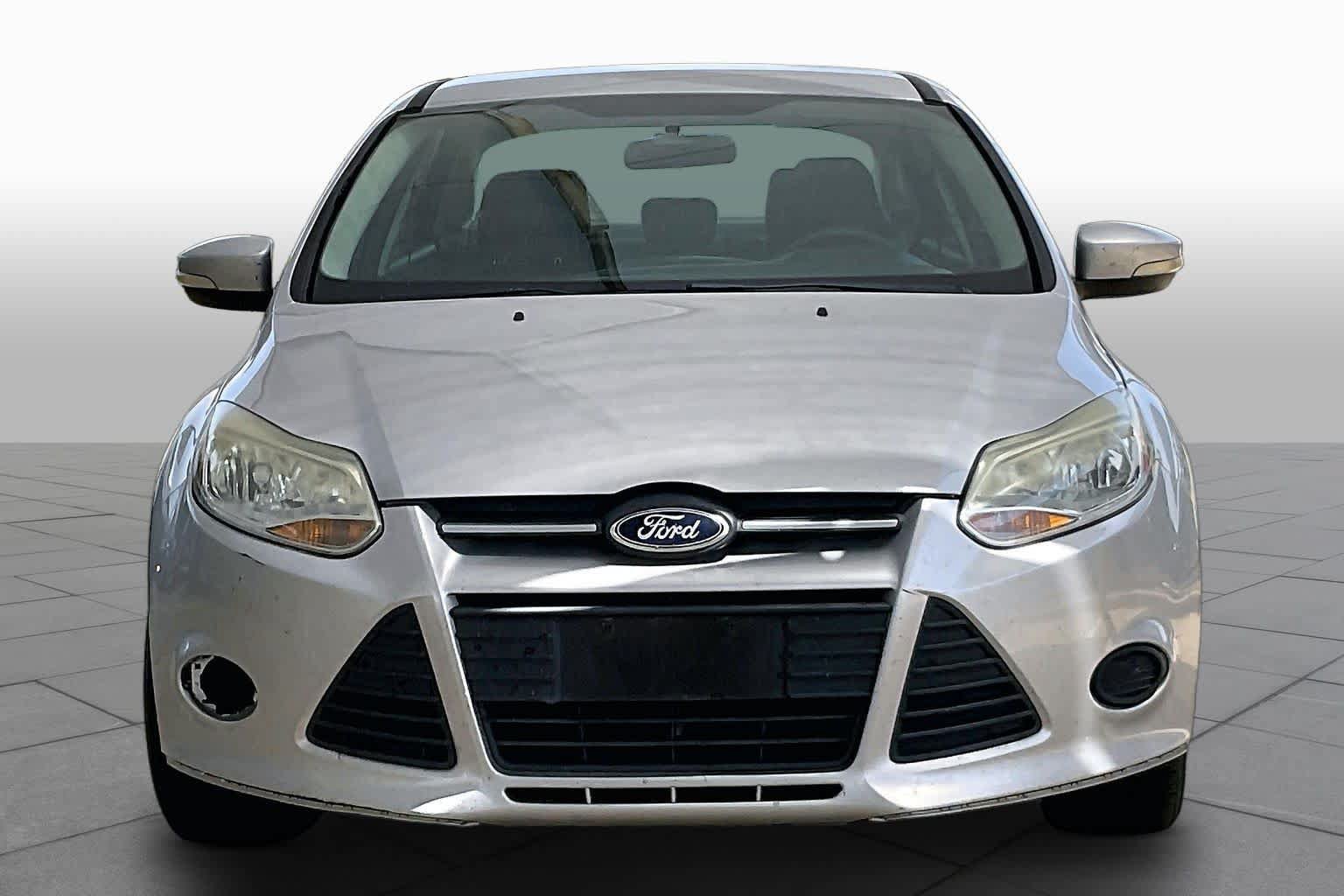 Used 2014 Ford Focus SE FWD image 4