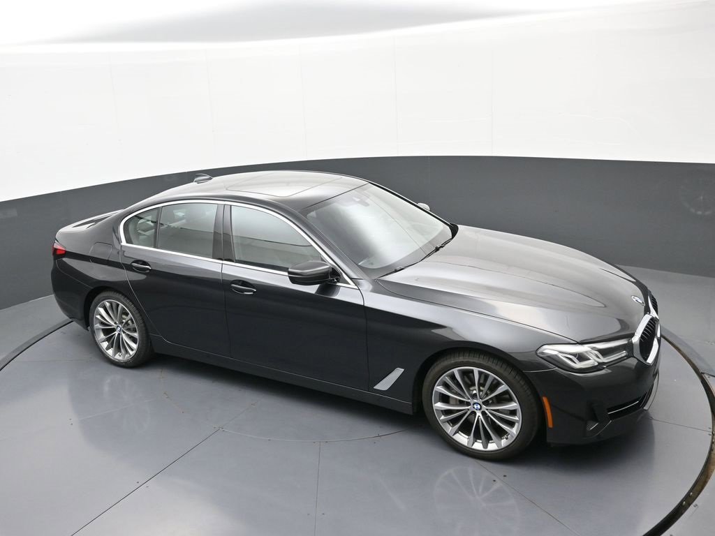 Used 2023 BMW 530i xDrive w/ Premium Package image 30