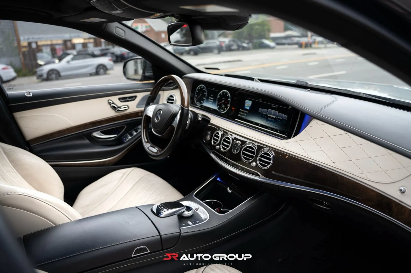 Used 2017 Mercedes-Benz Maybach S 600 image 11
