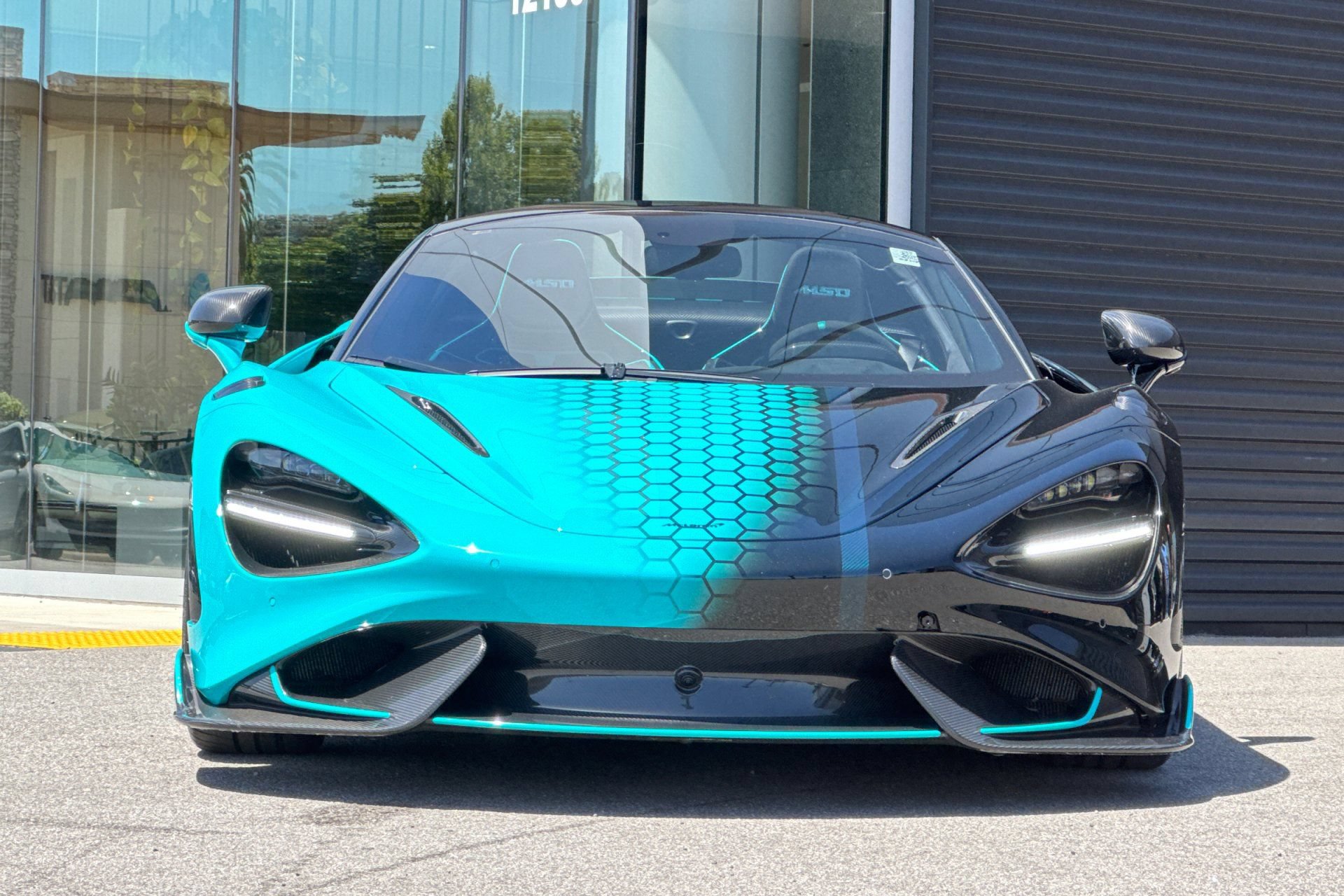 Used 2022 McLaren 765LT RWD image 11