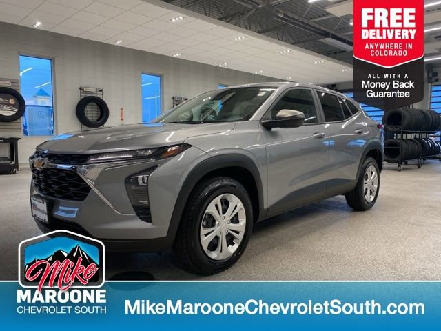 Used 2024 Chevrolet Trax LS w/ Driver Confidence Package FWD image 1