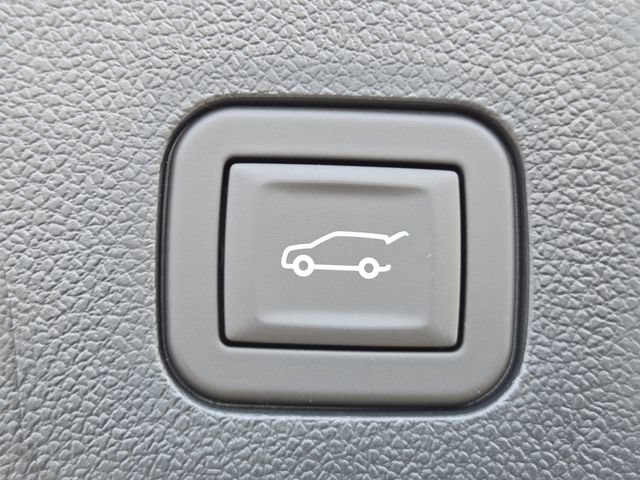 New 2027 Chevrolet Equinox LT w/ Convenience Package II FWD image 19