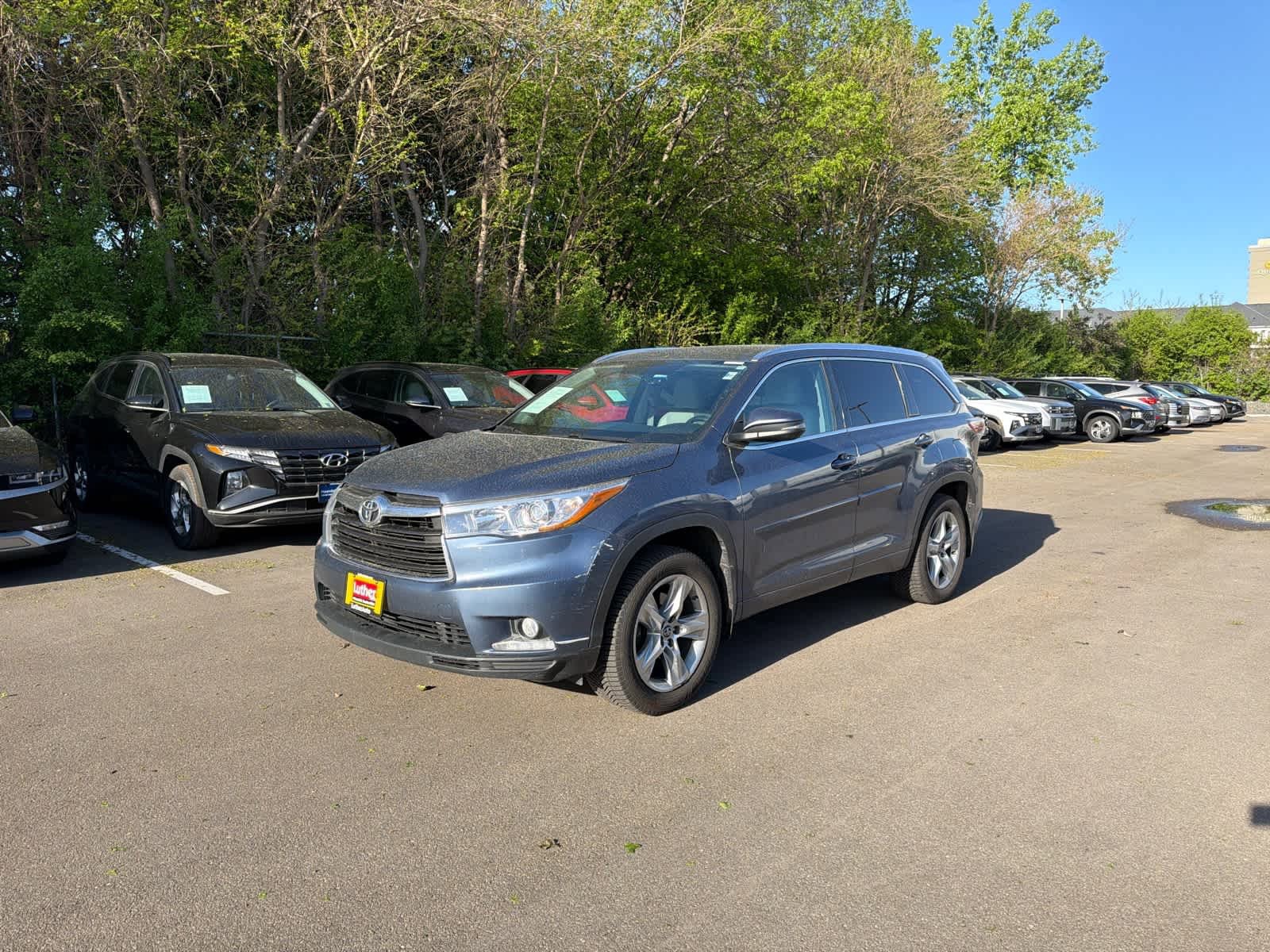 Used 2016 Toyota Highlander Limited AWD/4WD image 4