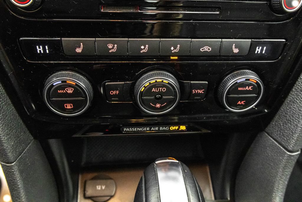 Used 2020 Volkswagen Passat 2.0T SE image 20