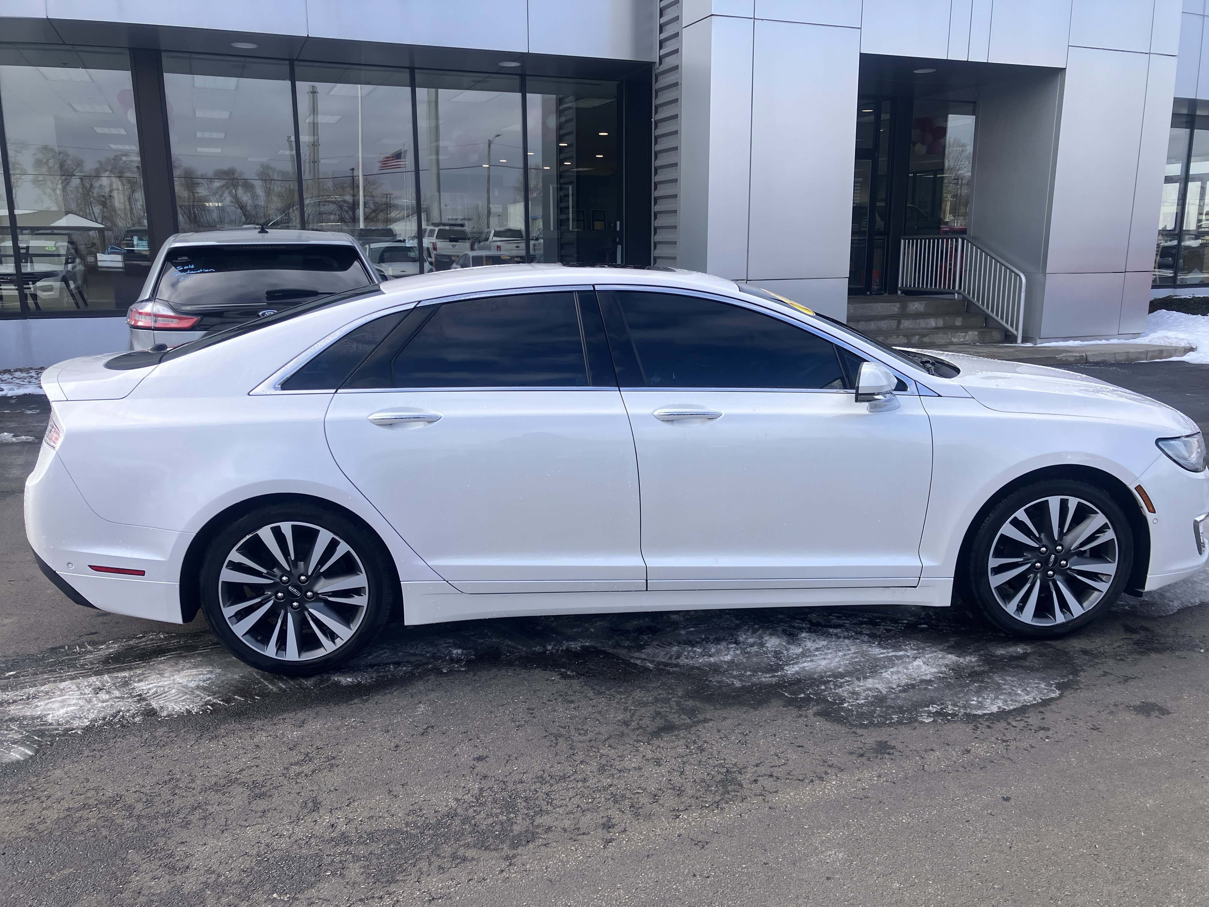Used 2020 Lincoln MKZ Reserve image 8