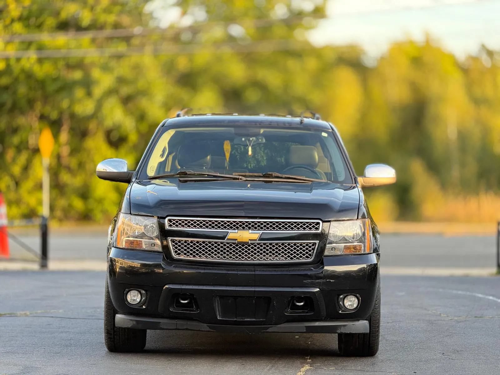 Used 2010 Chevrolet Tahoe LTZ AWD/4WD image 34