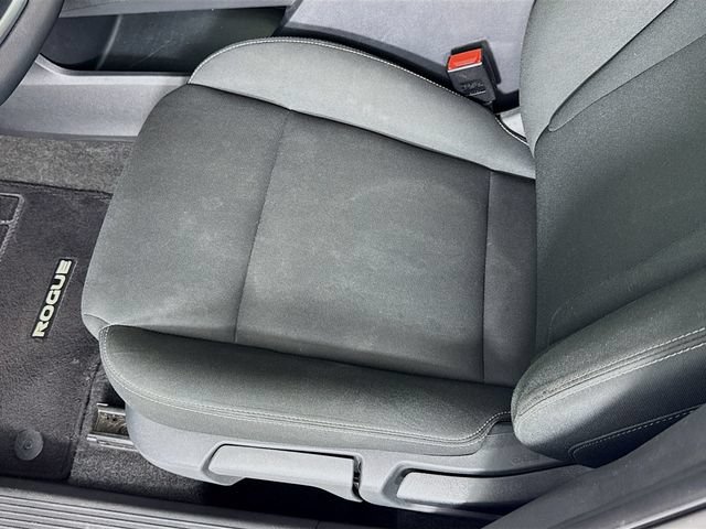 Used 2024 Nissan Rogue S FWD image 19