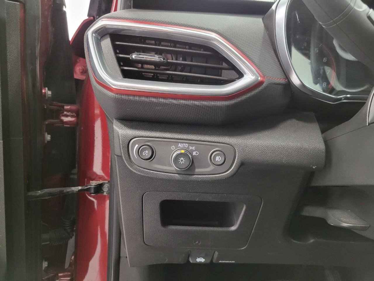 Used 2022 Chevrolet TrailBlazer RS FWD image 11