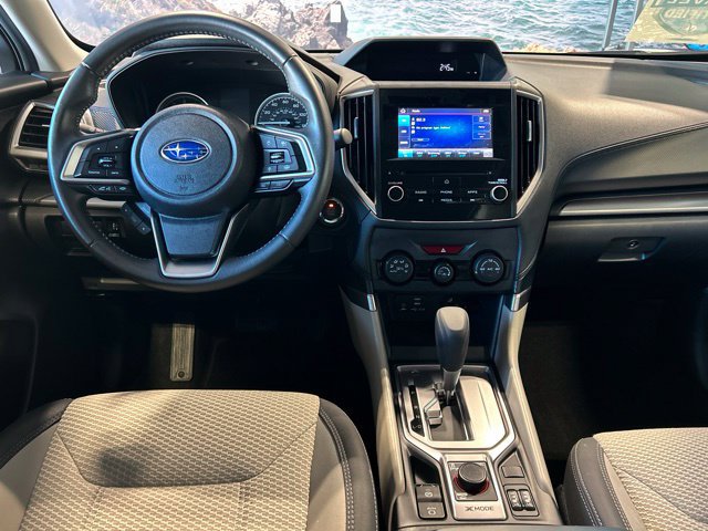 Used 2023 Subaru Forester Premium AWD/4WD image 3