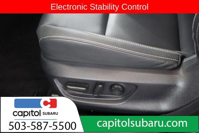 Used 2025 Toyota Camry SE image 14