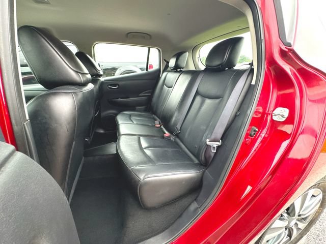 Used 2015 Nissan Leaf SL w/ Premium Package FWD image 25