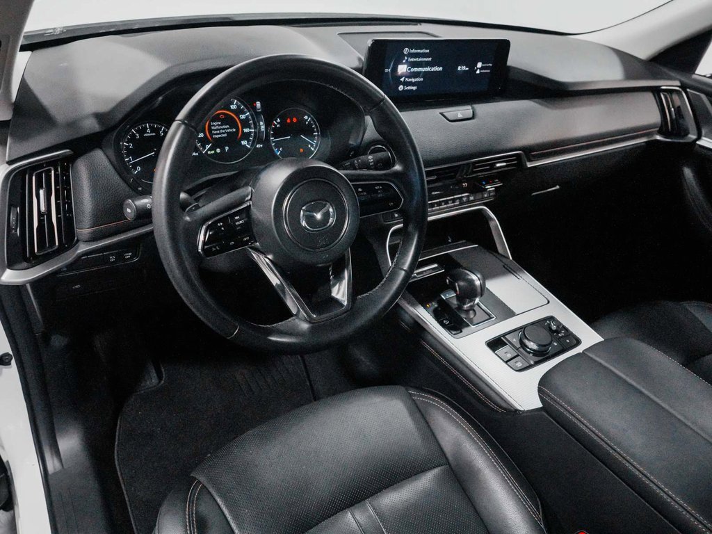 Used 2024 MAZDA CX-90 3.3 Turbo w/ Preferred Plus image 17
