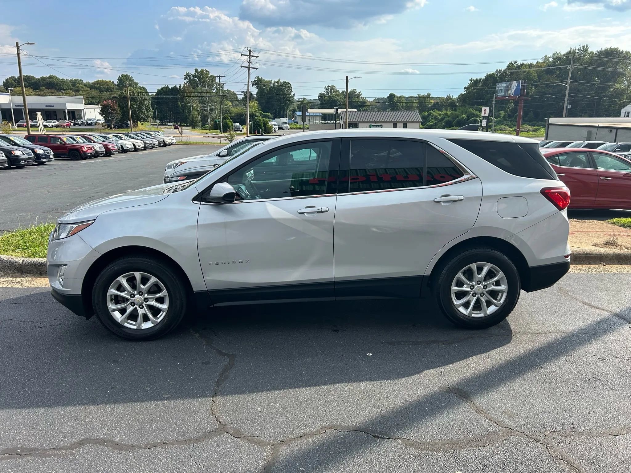 Used 2020 Chevrolet Equinox LT image 4