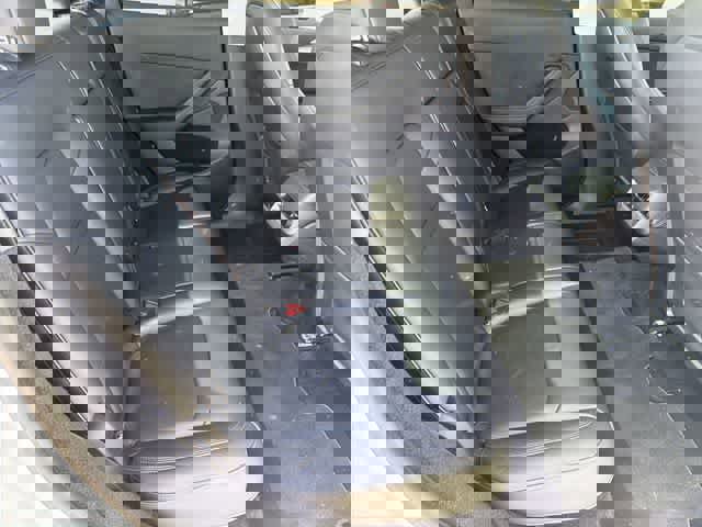 Used 2023 Tesla Model Y Performance image 18