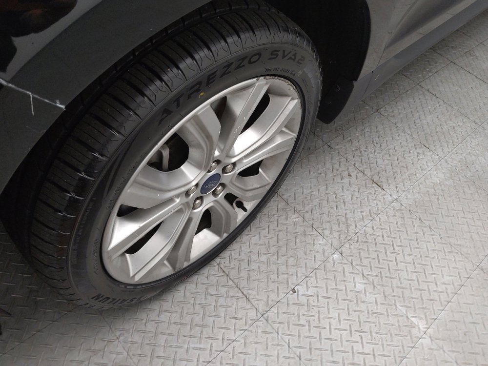 Used 2022 Ford Edge Titanium w/ Equipment Group 301A image 31
