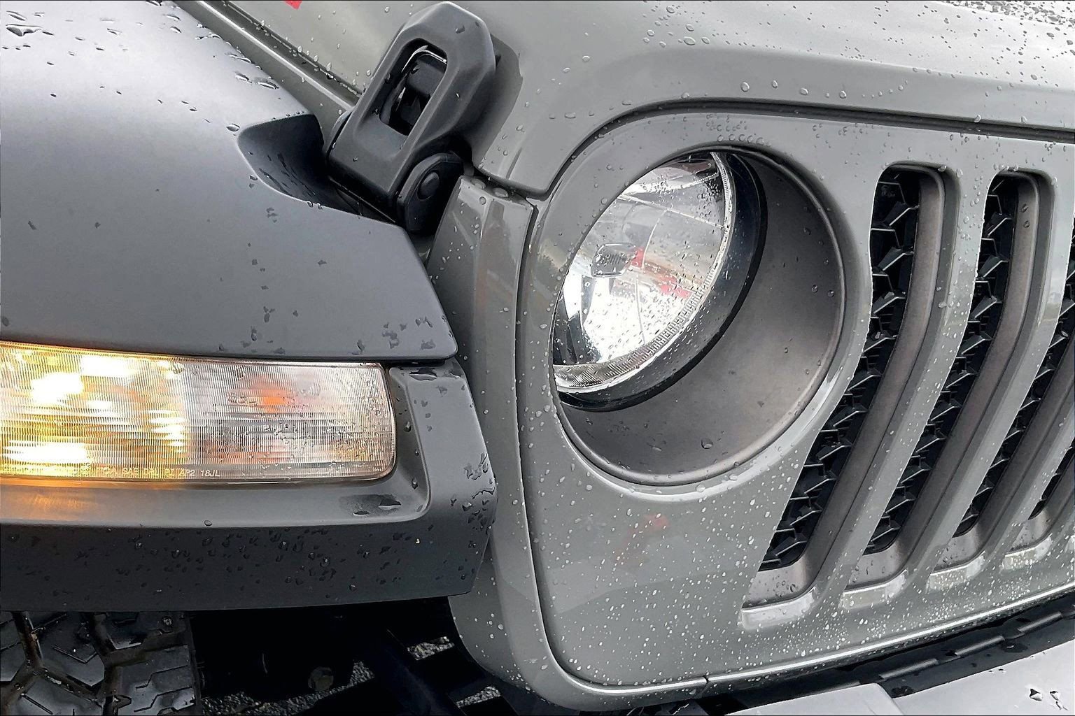 Used 2023 Jeep Gladiator Rubicon image 23