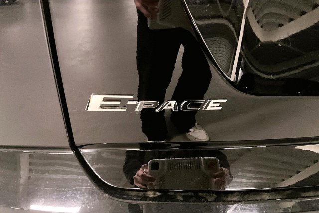 Certified 2020 Jaguar E-PACE AWD/4WD image 31