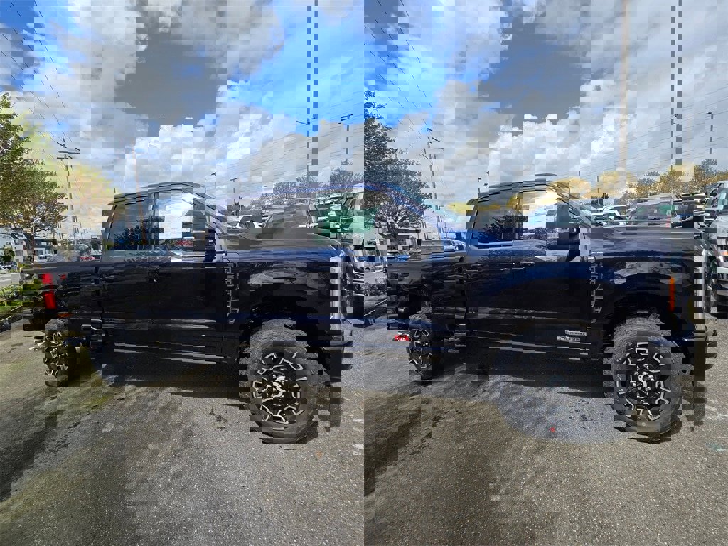 New 2025 Ford F350 Platinum image 4