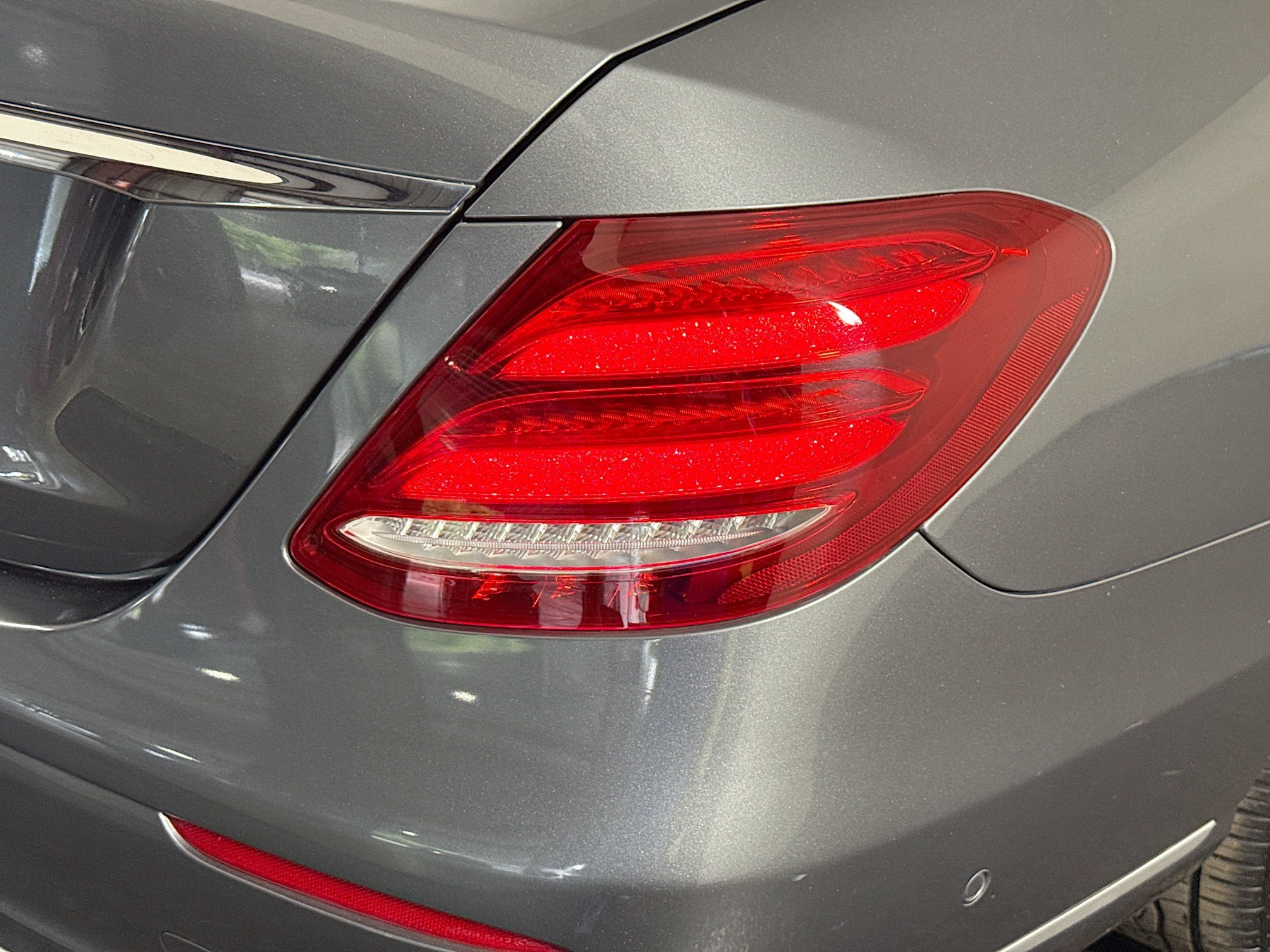 Used 2018 Mercedes-Benz E 300 w/ Premium 1 Package image 34