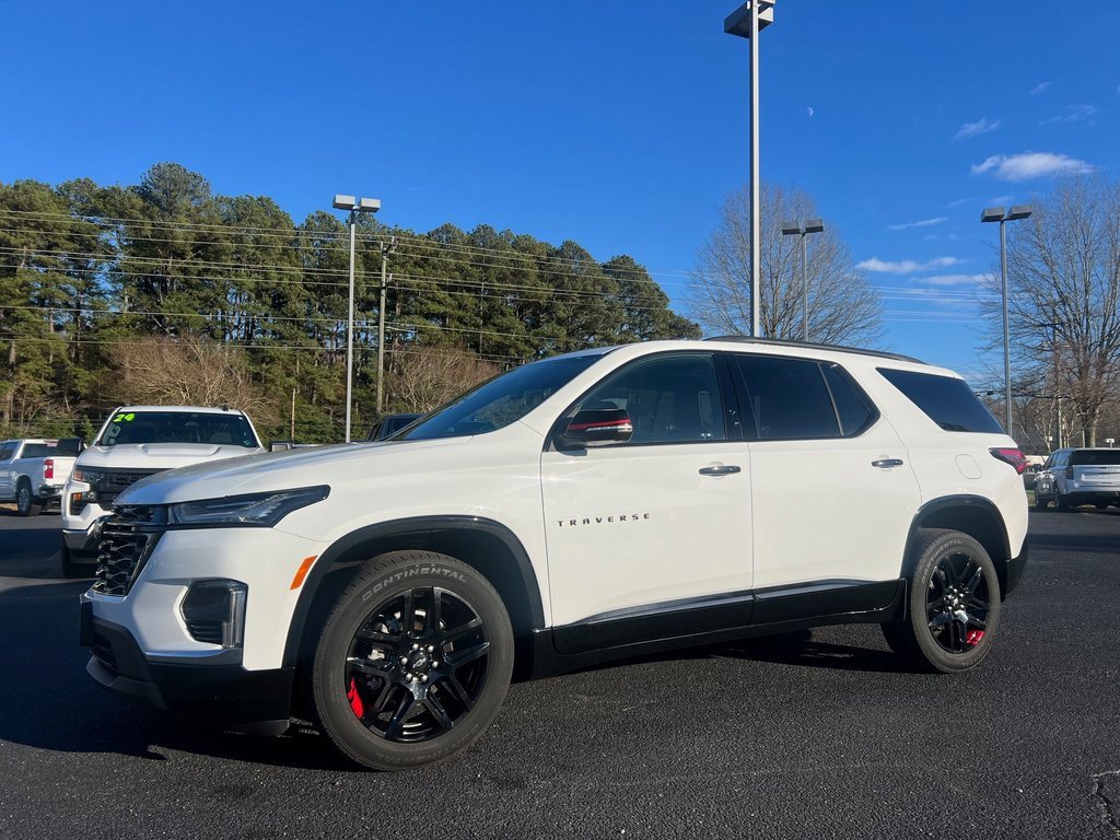 Used 2022 Chevrolet Traverse Premier w/ Redline Edition image 1