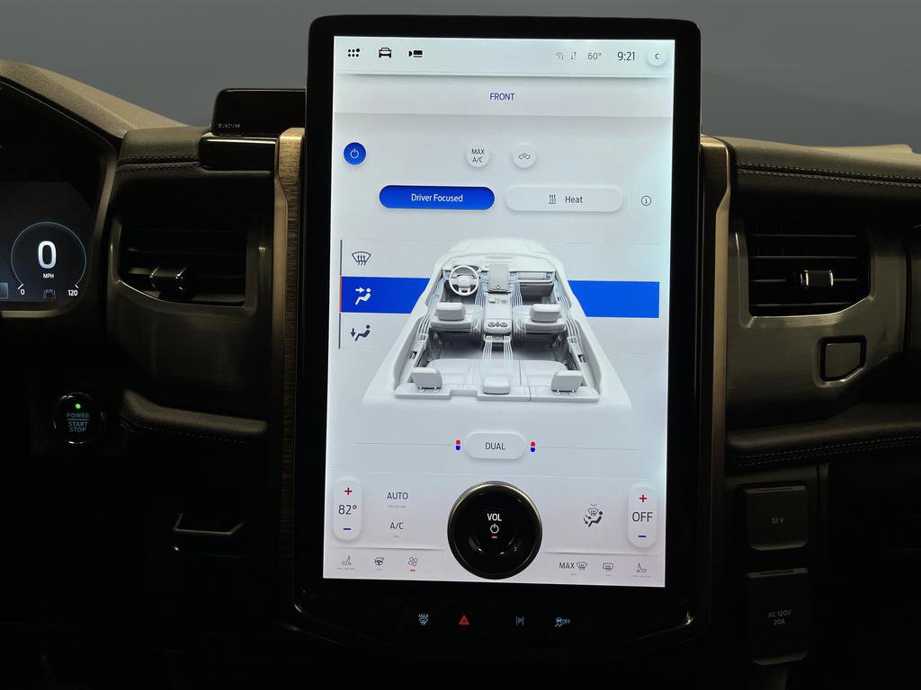 Used 2022 Ford F150 Lightning Lariat image 20