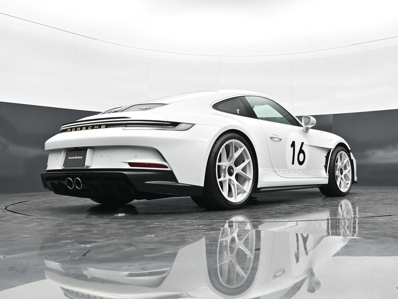 Certified 2024 Porsche 911 GT3 RS RWD image 49