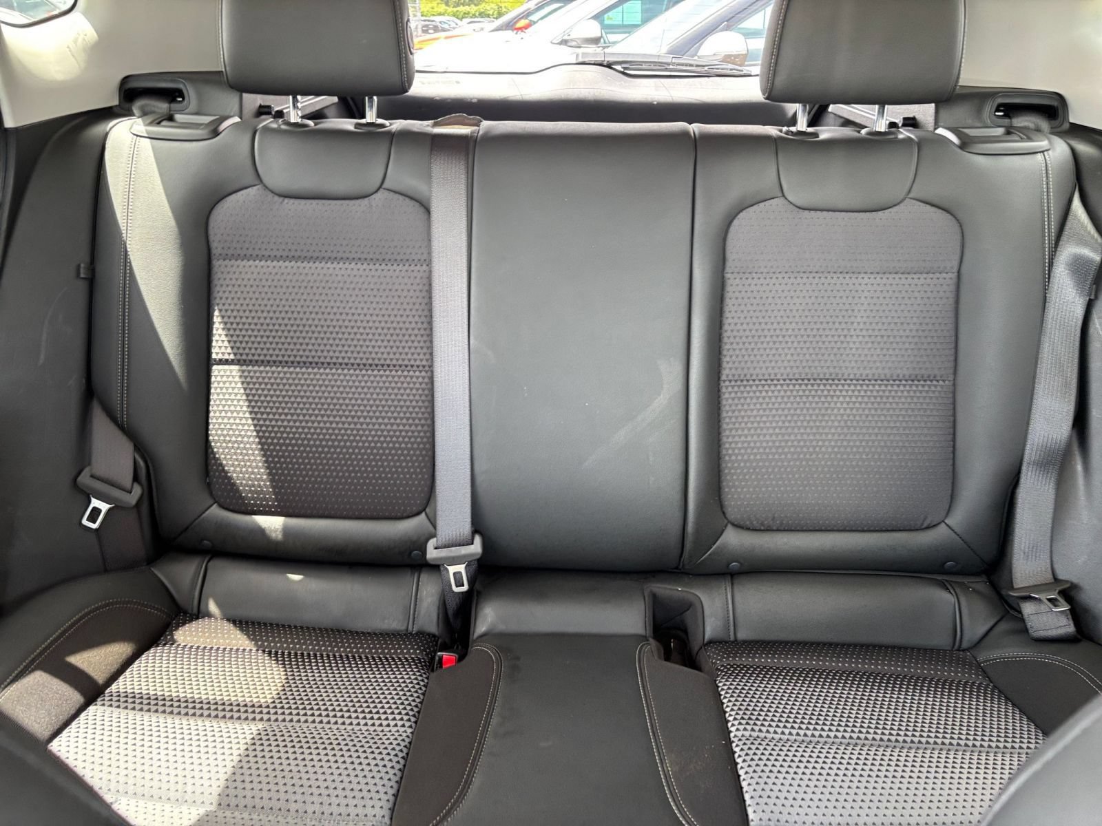 Used 2025 Chevrolet Trax LT FWD image 32