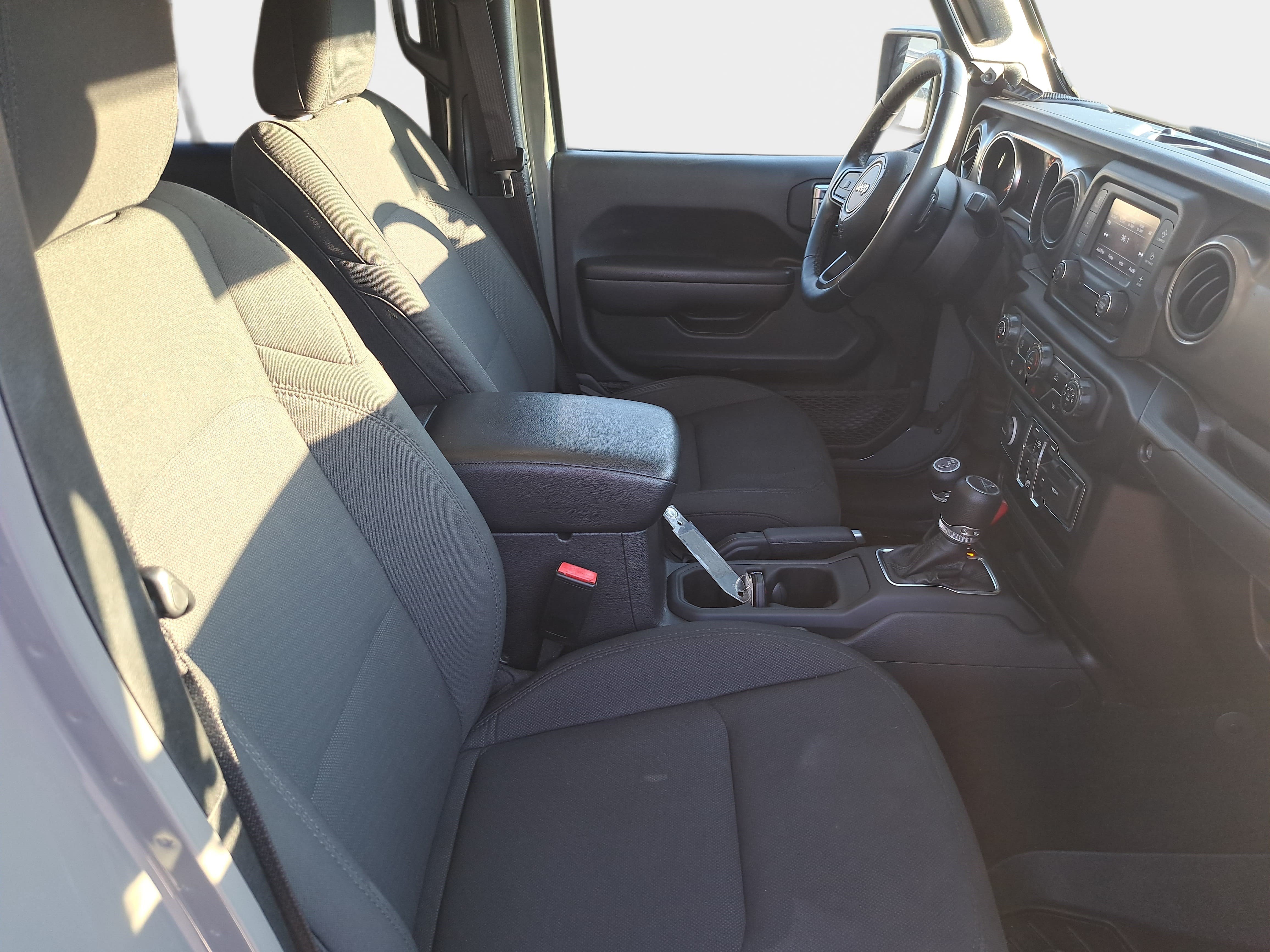 Used 2021 Jeep Gladiator Sport AWD/4WD image 10