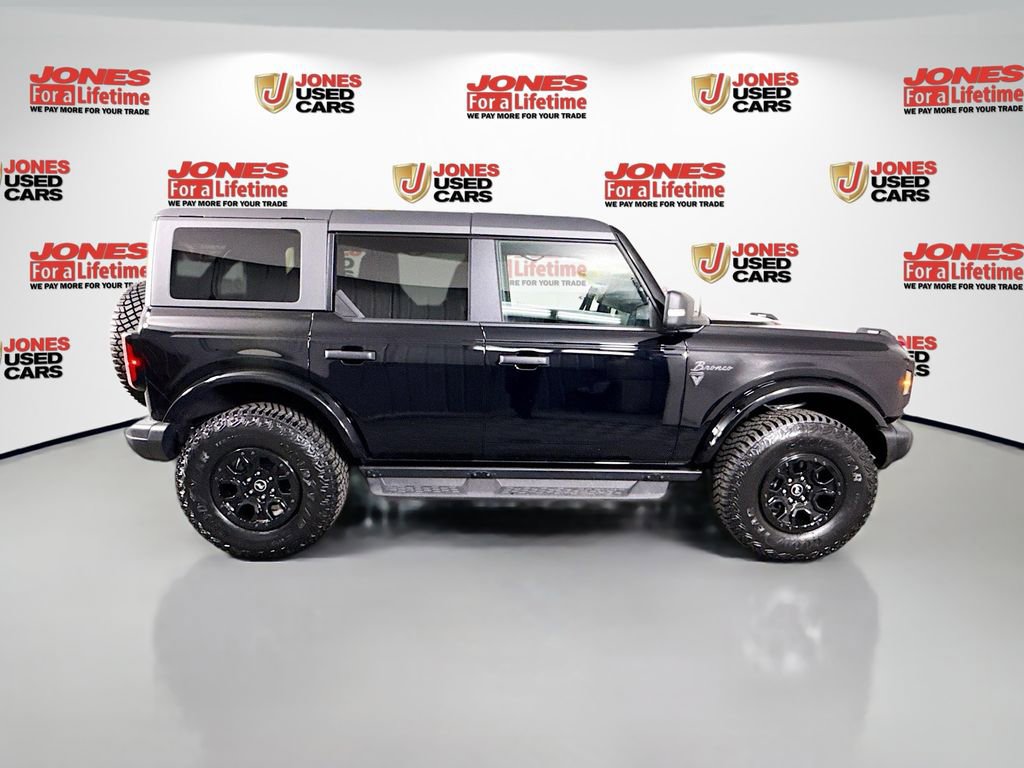 Used 2025 Ford Bronco Badlands image 17